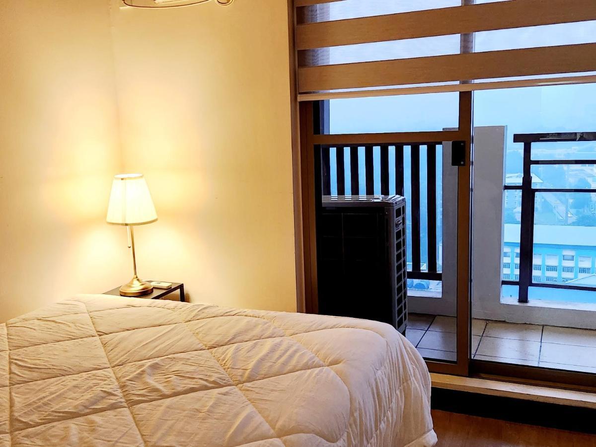 Casa Antonio At Fairway Terraces Family Penthouse 2Br Wi-Fi Nr Golf, Airport, Fort Bgc Manila Bagian luar foto