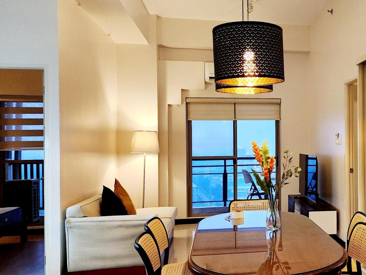 Casa Antonio At Fairway Terraces Family Penthouse 2Br Wi-Fi Nr Golf, Airport, Fort Bgc Manila Bagian luar foto