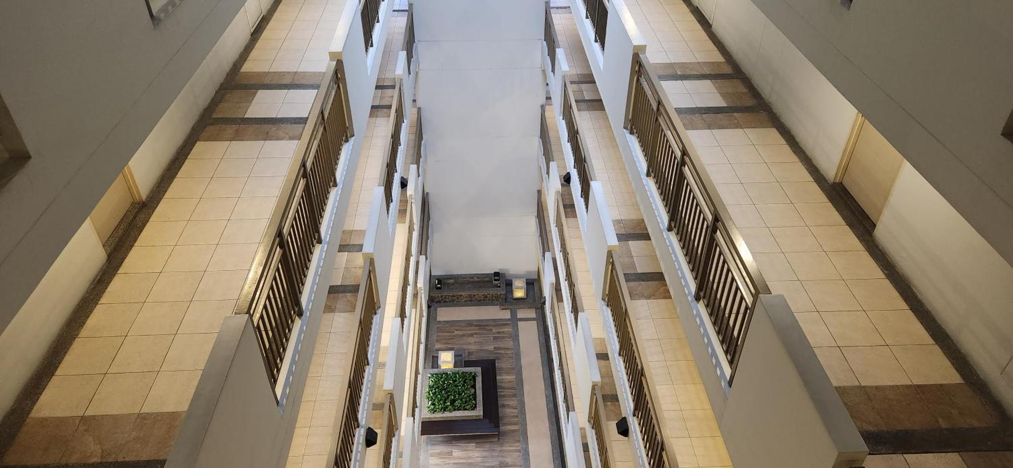 Casa Antonio At Fairway Terraces Family Penthouse 2Br Wi-Fi Nr Golf, Airport, Fort Bgc Manila Bagian luar foto