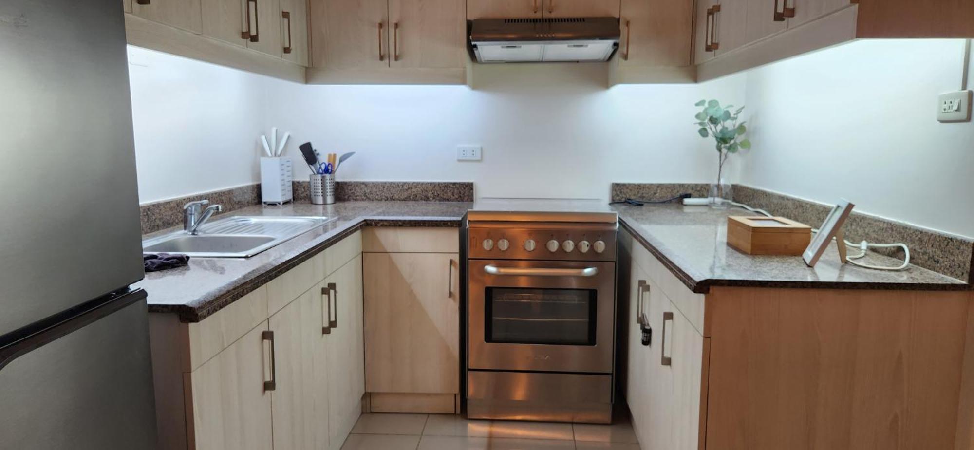 Casa Antonio At Fairway Terraces Family Penthouse 2Br Wi-Fi Nr Golf, Airport, Fort Bgc Manila Bagian luar foto