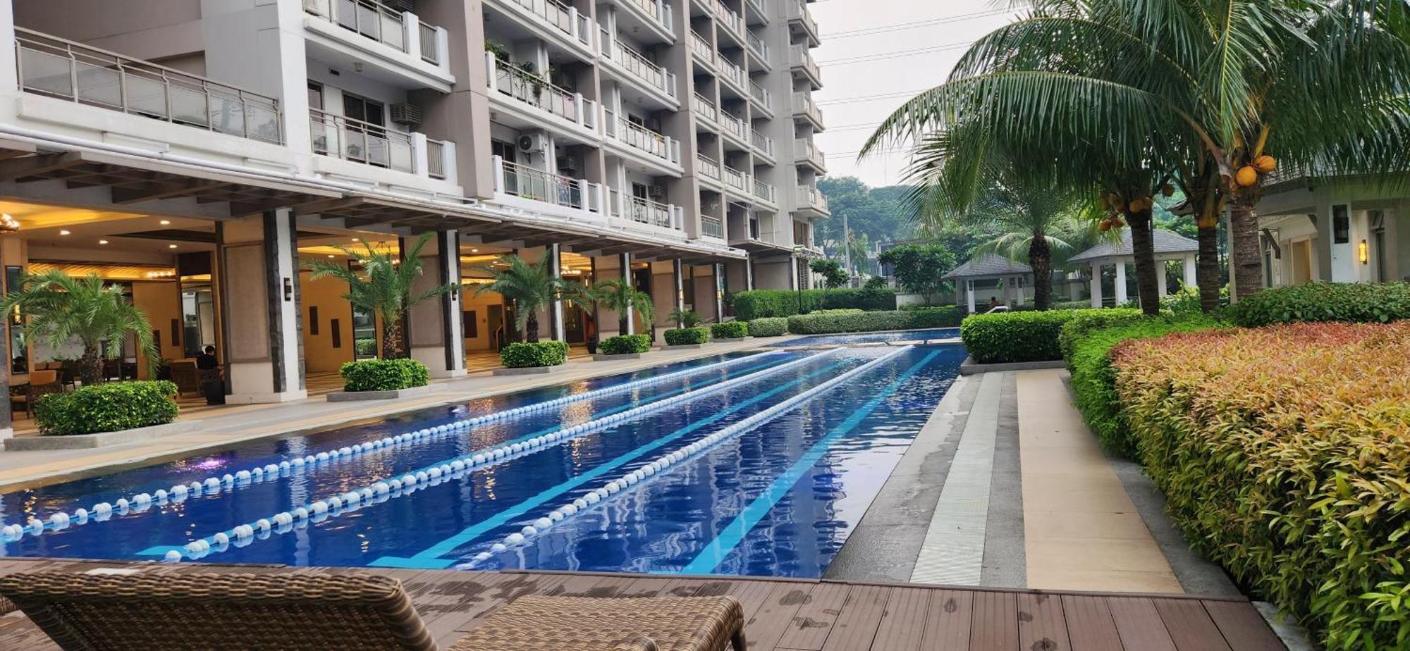 Casa Antonio At Fairway Terraces Family Penthouse 2Br Wi-Fi Nr Golf, Airport, Fort Bgc Manila Bagian luar foto