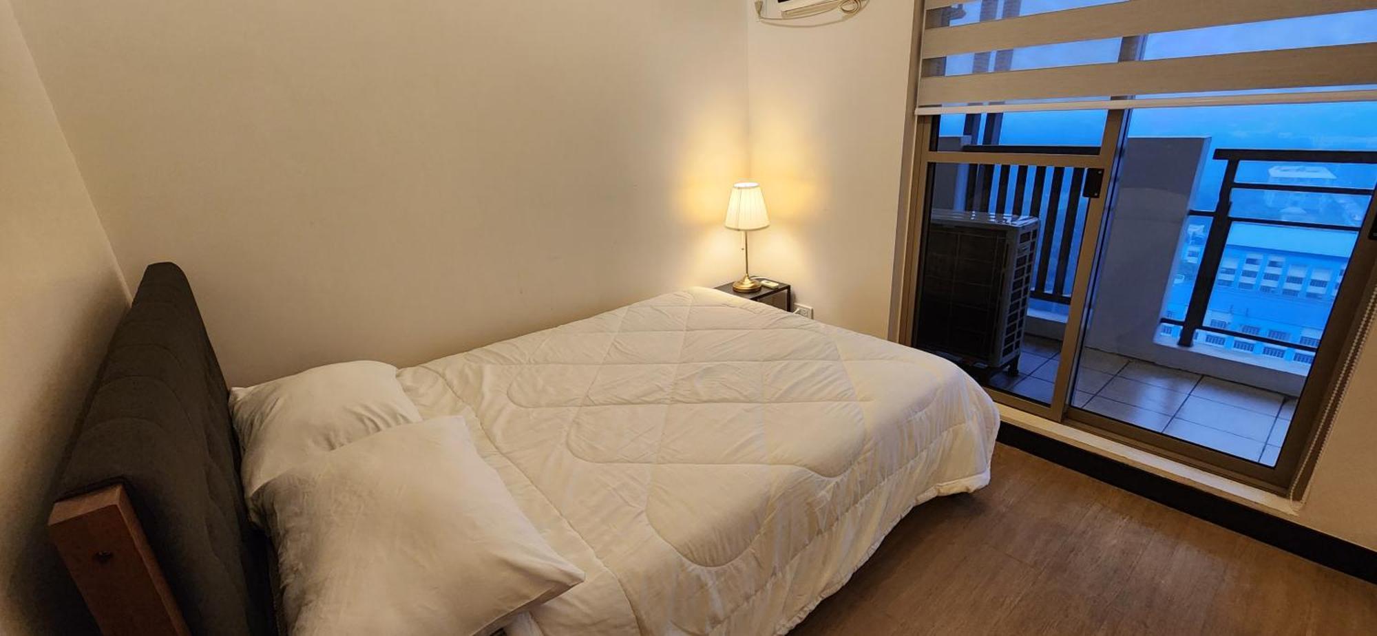 Casa Antonio At Fairway Terraces Family Penthouse 2Br Wi-Fi Nr Golf, Airport, Fort Bgc Manila Bagian luar foto