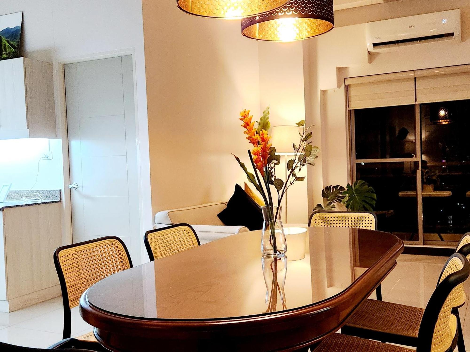 Casa Antonio At Fairway Terraces Family Penthouse 2Br Wi-Fi Nr Golf, Airport, Fort Bgc Manila Bagian luar foto